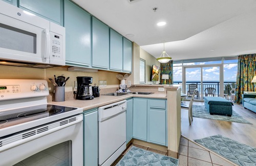 Myrtle Beach House | Atlantica Resort by Hosteeva
