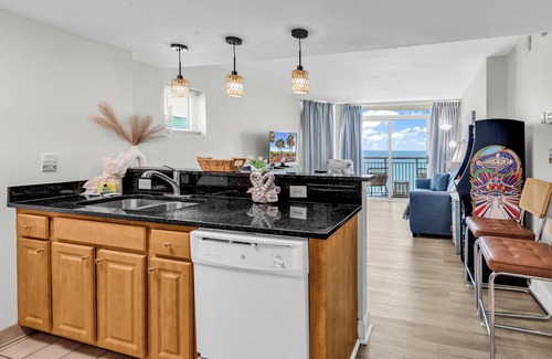 Myrtle Beach House | Atlantica Resort by Hosteeva