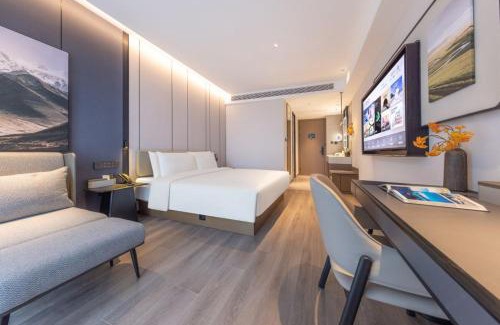 Baohe Hotel | Atour Hotel Hefei Luogang Central Park Shanghai Road