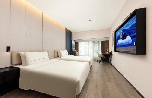 Zhengdong New Area Hotel | Atour Hotel Zhengzhou Convention and Exhibition Center Shangdu Road