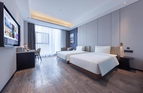 Baoshan Hotel | Atour X Hotel Shanghai Shuguang Wusong Cruise Terminal