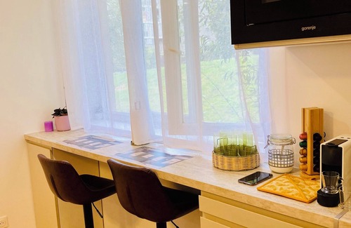 Universite Apartment | Attractive renovated apartment including secure covered parking, 10 min from Paris