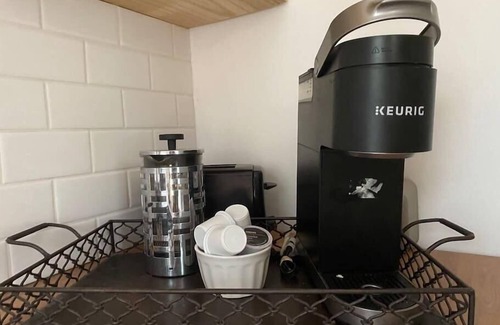 Blackshear-Prospect Hill House | ATX Tiny House. Quick Trip to Zilker and ACL.