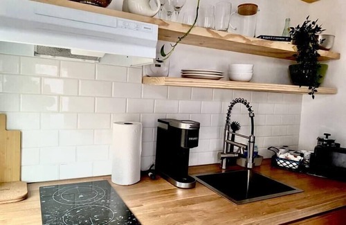 Blackshear-Prospect Hill House | ATX Tiny House. Quick Trip to Zilker and ACL.