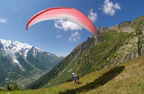 Chamonix City Centre Cottage | Au Bon Coin - an apartment that sleeps 8 guests in 4 bedrooms