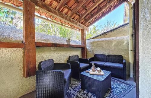 Joyeuse Apartment | Au Cœur Ardéchois - Avec terrasse ombragée