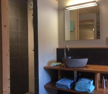 Les Fourgs Bed & Breakfast | Au Charnet