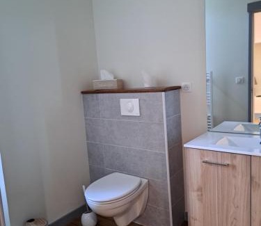 Les Aix-d'Angillon Bed & Breakfast | Au P'tit Gueul'ton