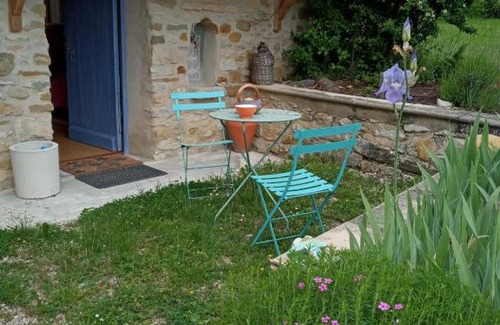 Saint-Etienne-les-Orgues House | Au Pigeonnier De Magnany