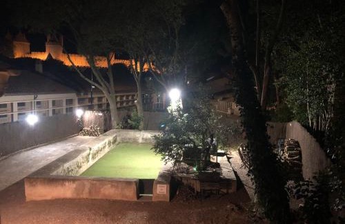 Carcassonne Apartment | AU VIEUX LAVOIR avec Parking privé, Jardin , Climatisation, à 500 m de la cité