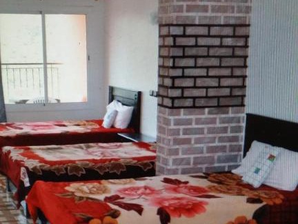 Aqesri Hotel | Auberge BAB IMOUZER