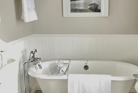 Alexandria Bed & Breakfast | Auberge Glengarry Inn, The Mystic