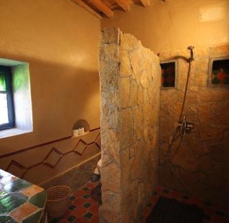 Bou Azmou Hotel | Auberge Ibrahim