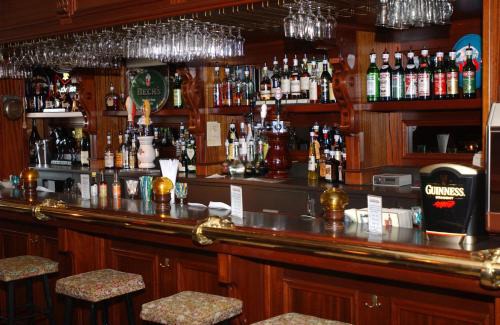 Knowlton Hotel | Auberge Lakeview Inn