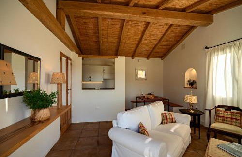 Galtelli House | Auberge Santu Martine: Cottage with Pool (Manca)