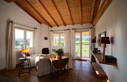 Galtelli Villa | Auberge Santu Martine: cottage with pool (Vinza)