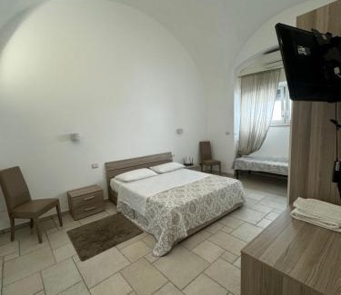 Terlizzi Bed & Breakfast | Augustus B&B