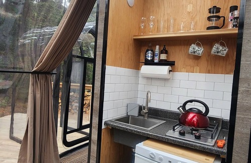 Rock Lake House | AuroraSphere Transparent Dome on Wilderness Trail -Secluded with Vista Views