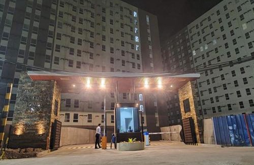 Tondo Apartment | AURUM HOLISTAY DECA HOMES 2BR UNIT with FREE CAR PARK