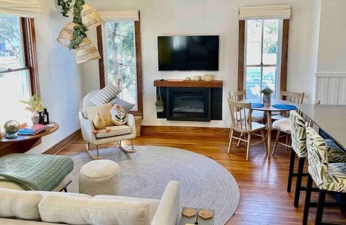 SoFi House | Austin Landmark 1894 Bouldin Creek Farmhouse