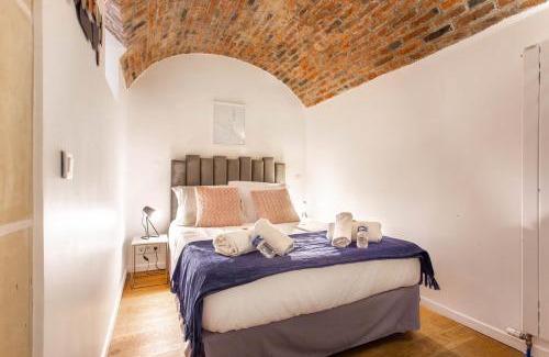 Quartier de Rochechouart Apartment | Authentic apartment - 4BR-10P - Moulin Rouge