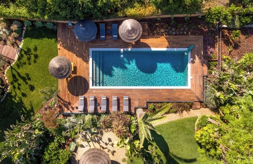 Moncarapacho e Fuseta Villa | Authentic Portuguese villa, stunning tropical garden and great pool.