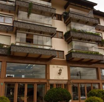 Vila Suica Apartment | Av das hortênsias 3 quartos 3 banheiros