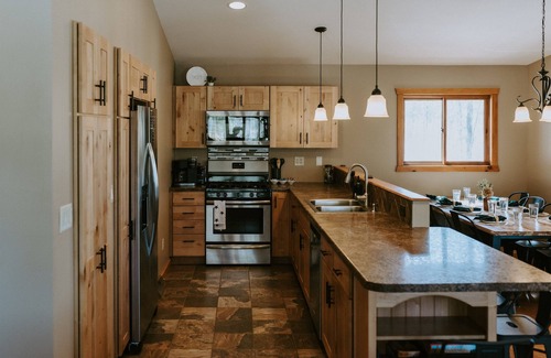 Hayward Ski Chalet | Available Christmas!-Hot Tub, EV, 2 Kings