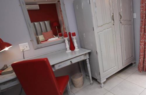 Newcastle House | Avalon Guest Manor