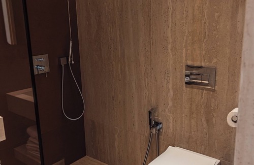 Sarande Hotel | Avanel Signature