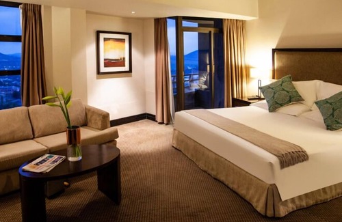 Maseru Hotel | Avani Lesotho Hotel & Casino