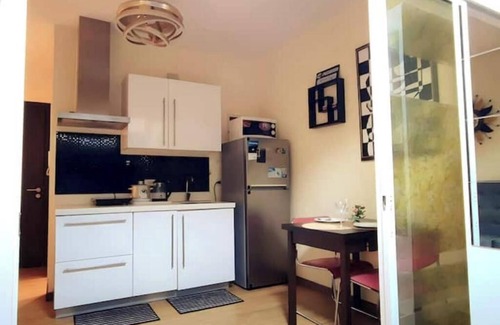 Plainview Apartment | Aveline Suites Blue/City center view, Philippines