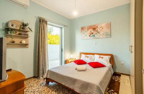 Avia House | Avia Seaview Getaway - Konstantina's Hidden Haven