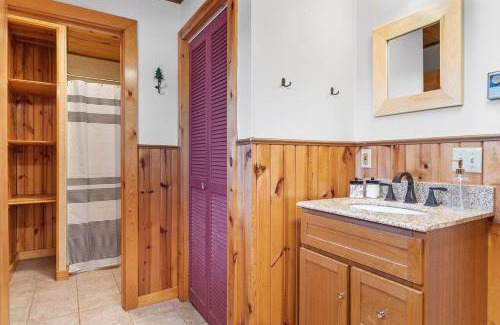 Custer House | Aviators Haven