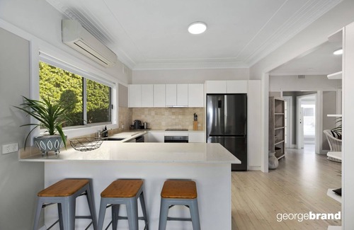 Avoca Beach House | Avoca Beach House - Uninterrupted Beachfront