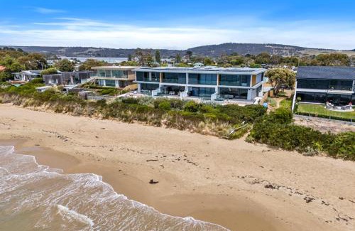 Cremorne House | Award-winning beachfront luxury in Cremorne