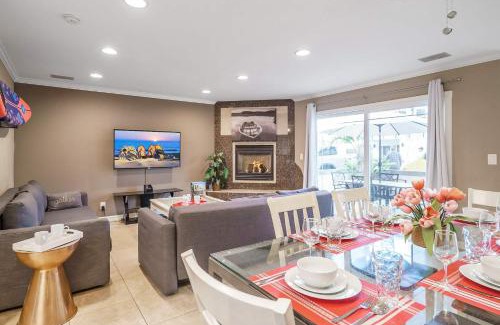 Santa Ana Heights House | AWESOME 3BR 1 Block To Ocean Fast WIFI C1