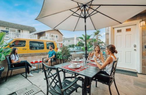 Santa Ana Heights House | AWESOME 3BR 1 Block To Ocean Fast WIFI C1