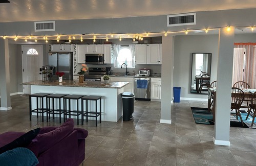 Yuma House | Awesome 3BR/2 bath home in the heart of Yuma