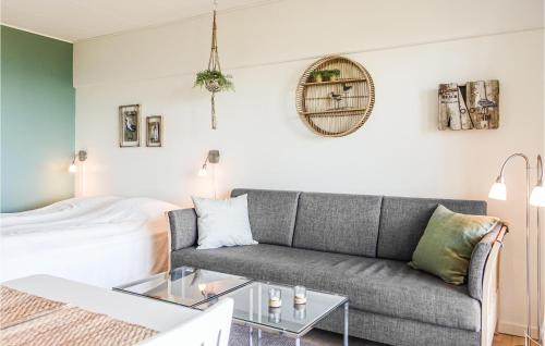 Sandkaas Apartment | Awesome Apartment In Allinge