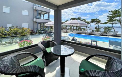 Silo Apartment | Awesome Apartment In Silo With Wifi