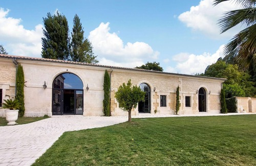Saint-Julien-de-l'Escap House | Awesome home in Saint-Julien-de-l'Esca
