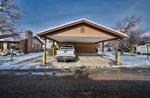 Canyon Rim House | AWESOME FULLY REMODELED TOWNHOUSE NEAR MOUTAINS AND CITY W/NEW EVERYTHING