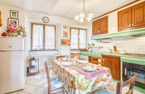 Bivio Lugnano House | Awesome home in Città di Castello -PG-