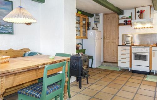 Allinge House | Awesome Home In Allinge With Kitchen