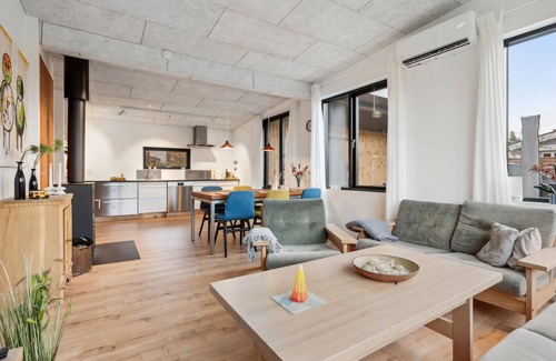 Hvidbjerg Strand House | Awesome home in Børkop with kitchen