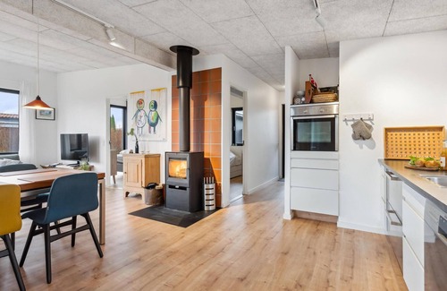 Hvidbjerg Strand House | Awesome home in Børkop with kitchen