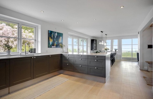 Dronningmolle House | Awesome home in Dronningmølle with WiFi