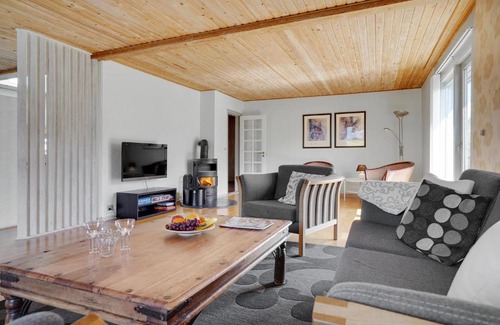 Faaborg House | Awesome Home In Faaborg With Wifi