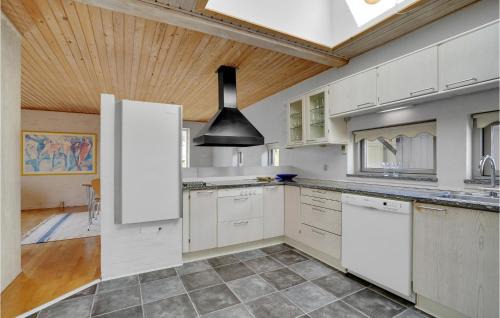 Faaborg House | Awesome Home In Faaborg With Wifi